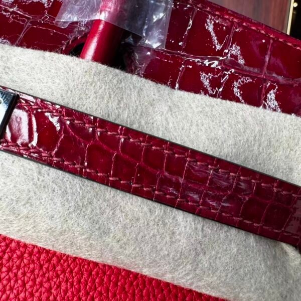Birkin  25 Hand stitched Rouge Vif Touch Niloticus Crocodile Birkin 25 PHW  Handcrafted Saddle stitch authentic hand-sewn