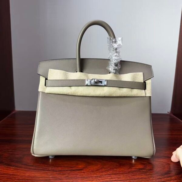 Birkin 25 Handcrafted Saddle stitch  Gris Neve Swift Leather with Palladium Hardware Palladium  Hardware Hand stitched authentic hand-sewn