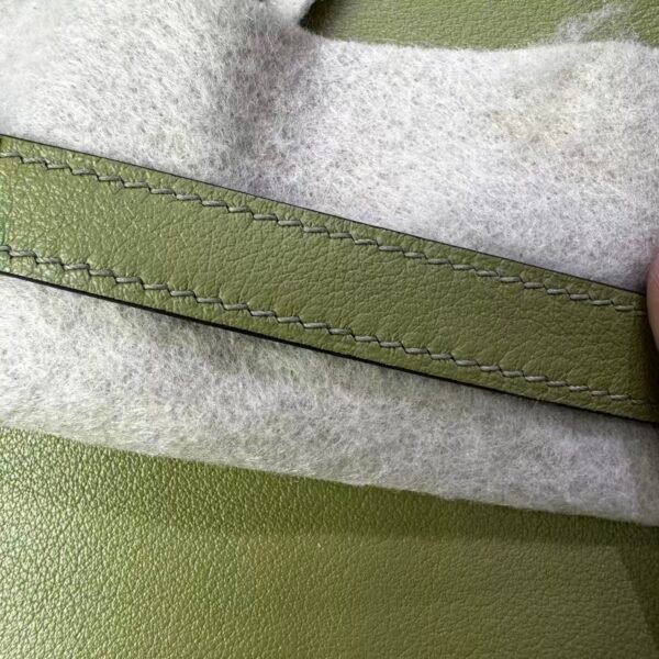 Birkin 25  Hand stitched Saddle stitch Vert Fizz Swift Palladium Hardware Vert Criquet authentic hand-sewn  Handcrafted