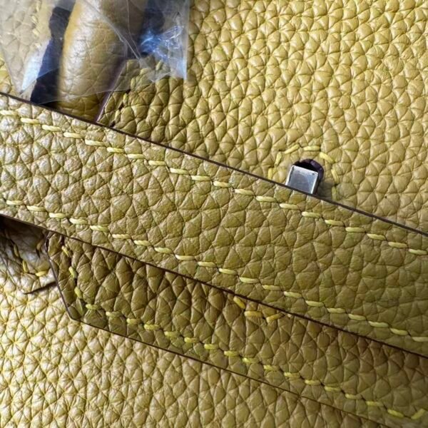 Birkin 25 Saddle stitch Gold 9D Epsom Leather with Gold Hardware Hand stitched authentic hand-sewn 7 Birkin 25 Saddle stitch Gold 9D Epsom Leather with Gold Hardware Hand stitched authentic hand-sewn