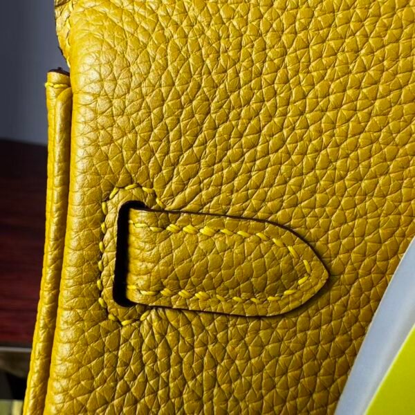Birkin 25 Saddle stitch Gold 9D Epsom Leather with Gold Hardware Hand stitched authentic hand-sewn 8 Birkin 25 Saddle stitch Gold 9D Epsom Leather with Gold Hardware Hand stitched authentic hand-sewn