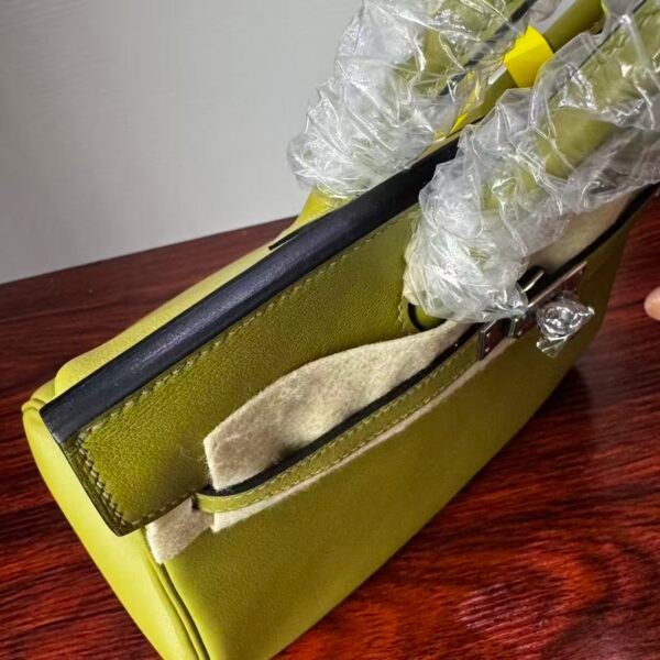 Birkin 25  Hand stitched Saddle stitch Vert Fizz Swift Palladium Hardware Vert Criquet authentic hand-sewn  Handcrafted