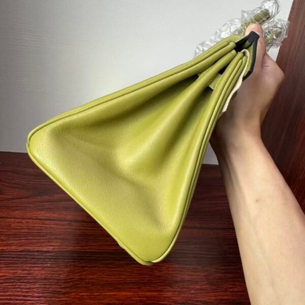 Birkin 25  Hand stitched Saddle stitch Vert Fizz Swift Palladium Hardware Vert Criquet authentic hand-sewn  Handcrafted