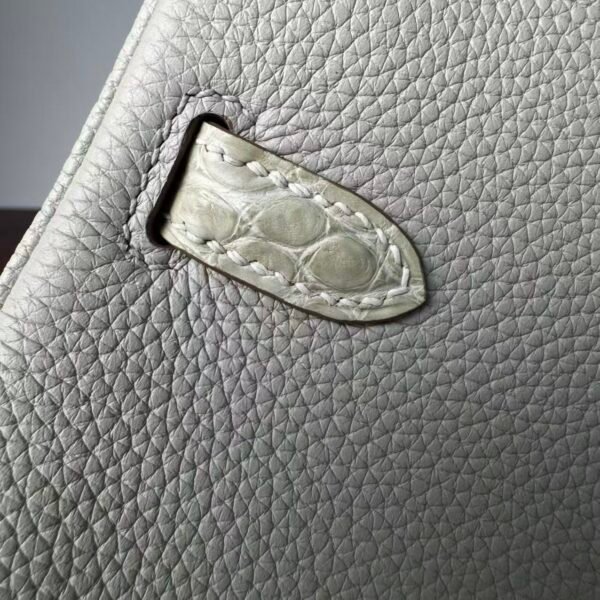 Birkin 25 Glacier White, Matte Alligator, Silver Hardware Hand stitched authentic hand-sewn sophisticated