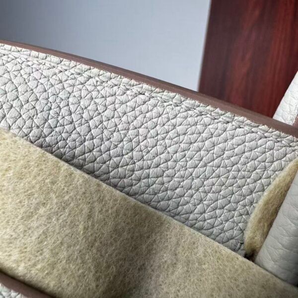 Birkin 25  Saddle stitch authentic hand-sewn Craie Togo Gold Hardware Hand stitched Handcrafted