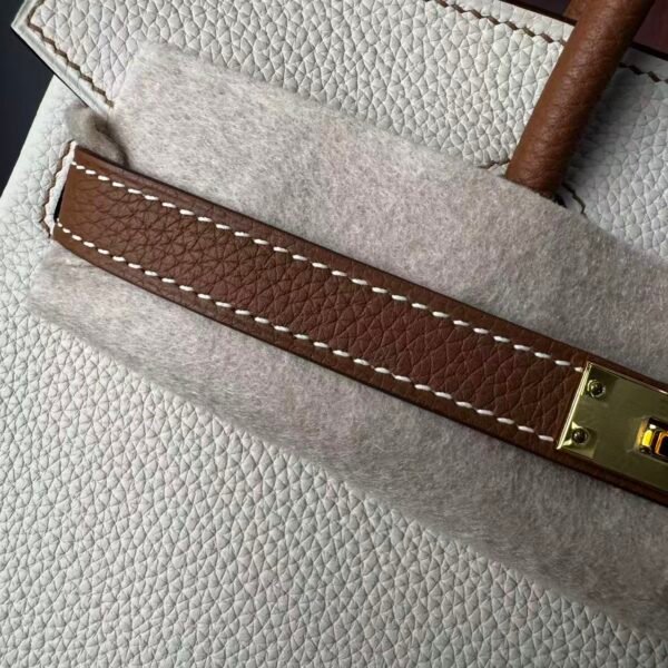 Birkin 25 Handcrafted authentic hand-sewn Togo Leather in Milkshake White & Gold, Gold Hardware Hand stitched Saddle stitch 6 Birkin 25 Handcrafted authentic hand-sewn Togo Leather in Milkshake White & Gold, Gold Hardware Hand stitched Saddle stitch