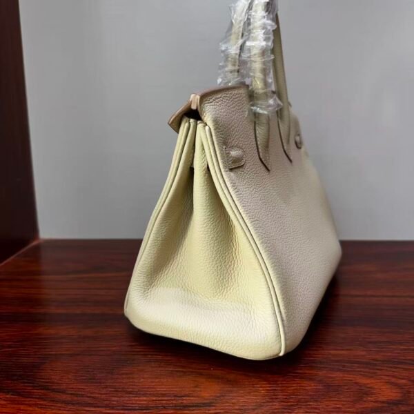 Birkin 25 Handcrafted Sellier Togo Milk White GHW Hand stitched  authentic hand-sewn