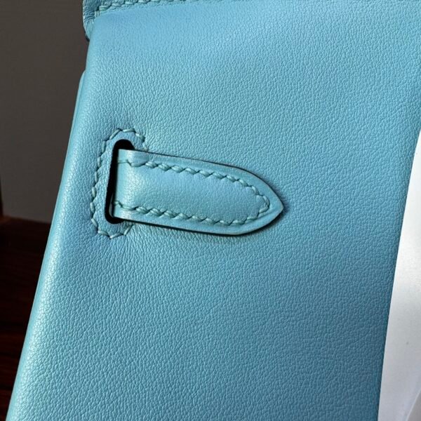 Birkin 25  Bleu Celeste 7N Swift Gold Hardware authentic hand-sewn  Saddle stitch  Handcrafted Hand stitched