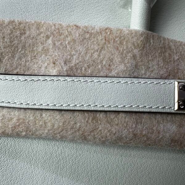 Birkin 25 Birkin 25 Hand stitched Birkin 25 Handcrafted Birkin 25 Saddle stitch Birkin 25 authentic hand-sewn
