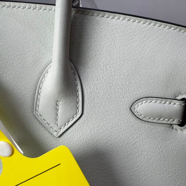 Birkin 25 Birkin 25 Hand stitched Birkin 25 Handcrafted Birkin 25 Saddle stitch Birkin 25 authentic hand-sewn