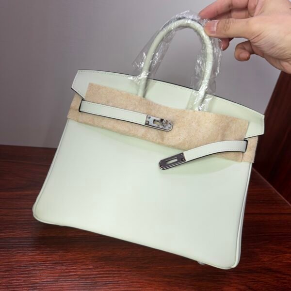 Birkin 25 Hand stitched Bubblegum Pink Swift Leather Palladium Hardware Vert Fizz  authentic hand-sewn Saddle stitch Handcrafted