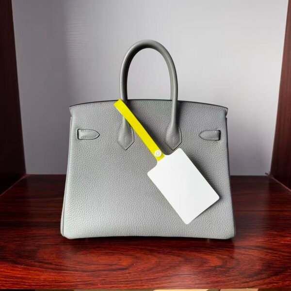 Birkin 25 Saddle stitch authentic hand-sewn in Colombe Grey Togo Leather with Silver Hardware Hand stitched Handcrafted 3 Birkin 25 Saddle stitch authentic hand-sewn in Colombe Grey Togo Leather with Silver Hardware Hand stitched Handcrafted