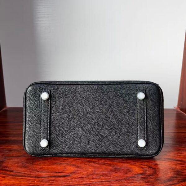 Birkin 25 Saddle stitch Hand stitched Black Porosus Crocodile Silver Hardware authentic hand-sewn Handcrafted