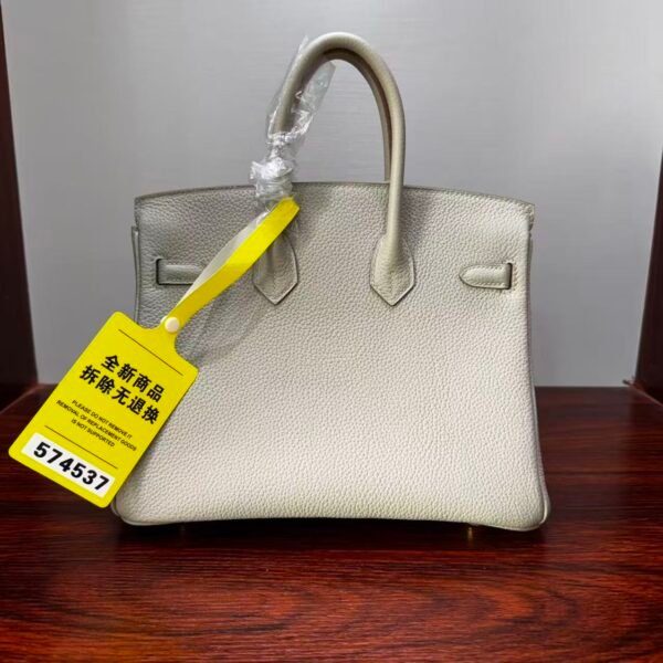 Birkin 25 Gris Perle Togo Leather Gold Hardware  Hand stitched authentic hand-sewn