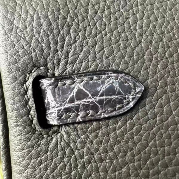 Birkin 25 Hand stitched Handcrafted Graphite Grey,  Saddle stitch Niloticus Crocodile, Palladium Hardware authentic hand-sewn sophisticated