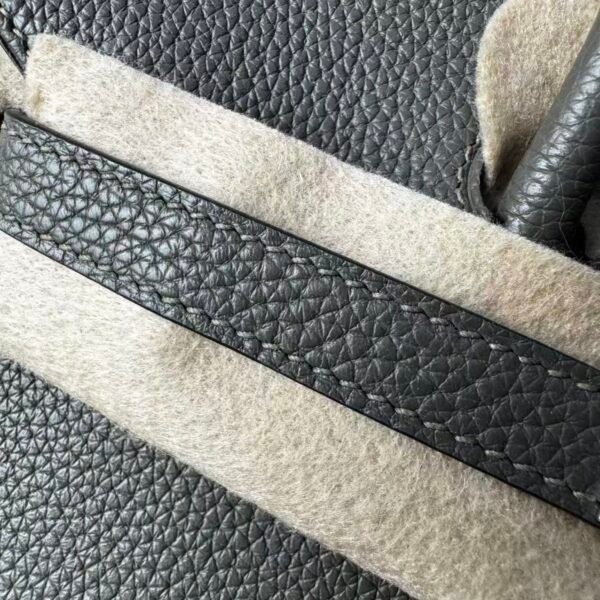 Birkin 25 Saddle stitch authentic hand-sewn Togo Leather in Cumulus Grey with Silver Hardware Hand stitched Handcrafted 7 Birkin 25 Saddle stitch authentic hand-sewn Togo Leather in Cumulus Grey with Silver Hardware Hand stitched Handcrafted