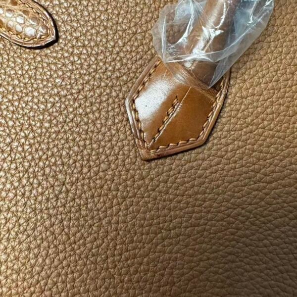 Birkin 25 Handcrafted  Saddle stitch Shiny American Alligator, Gold Brown, Gold Hardware Hand stitched authentic hand-sewn