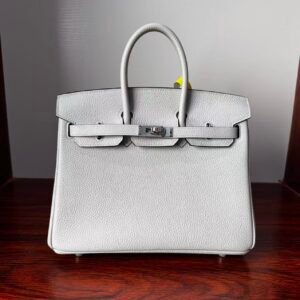  Birkin 25  Saddle stitch authentic hand-sewn in Gris Platine, Togo Leather, Silver Hardware Hand stitched Handcrafted