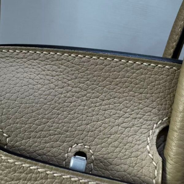 Birkin 25 Saddle stitch authentic hand-sewn in Malta Togo Leather with Silver Hardware Hand stitched Handcrafted 8 Birkin 25 Saddle stitch authentic hand-sewn in Malta Togo Leather with Silver Hardware Hand stitched Handcrafted